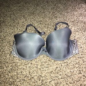 36D Victoria Secret Bra